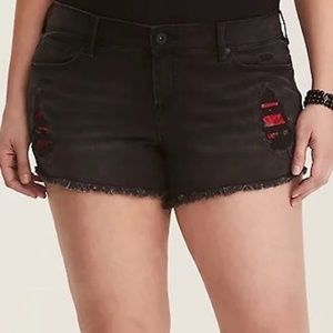 Torrid Black/Floral shorts